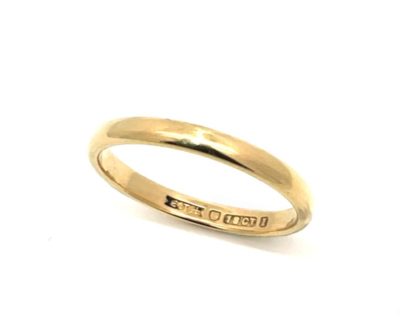 18ct Yellow Gold Men’s Wedding Band  18tr0110