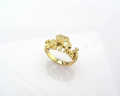 9ct Yellow Gold Big 5 Animal Ring with Diamonds  9afr0136