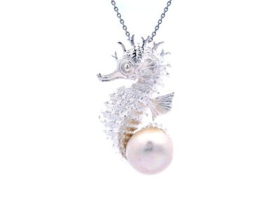 Silver Seahorse Freshwater Pearl Pendant (Only available in Namibia)  agah3080